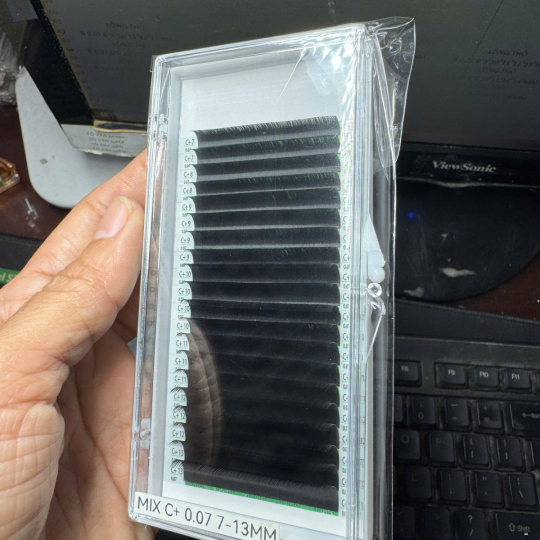 Individual Volume Lashes C + 0.07 20 Lines