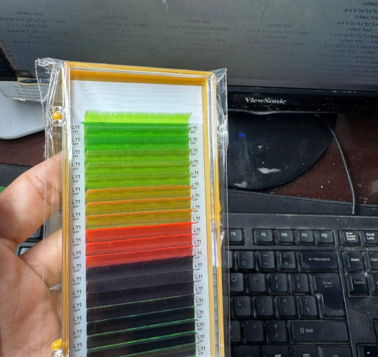 Individual Volume Lashes L 0.07 20 Lines